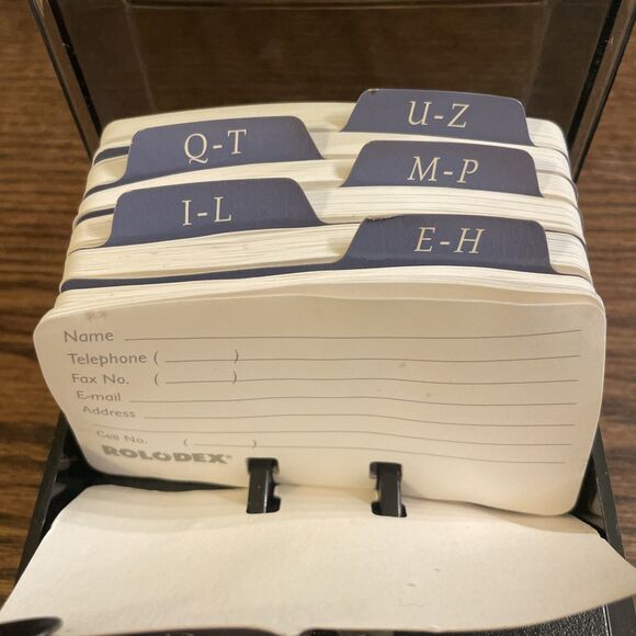 VTG Rolodex S300C Petite Covered Card File Organizer w/ Dividers & Blank Cards - Picture 3 of 5